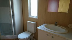 Chalet :2 bedrooms-kitchen-bathroom/wc-terrace