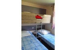 Mobile home wooden loggia:2 bedrooms-kitchen-bathroom/wc-terrace