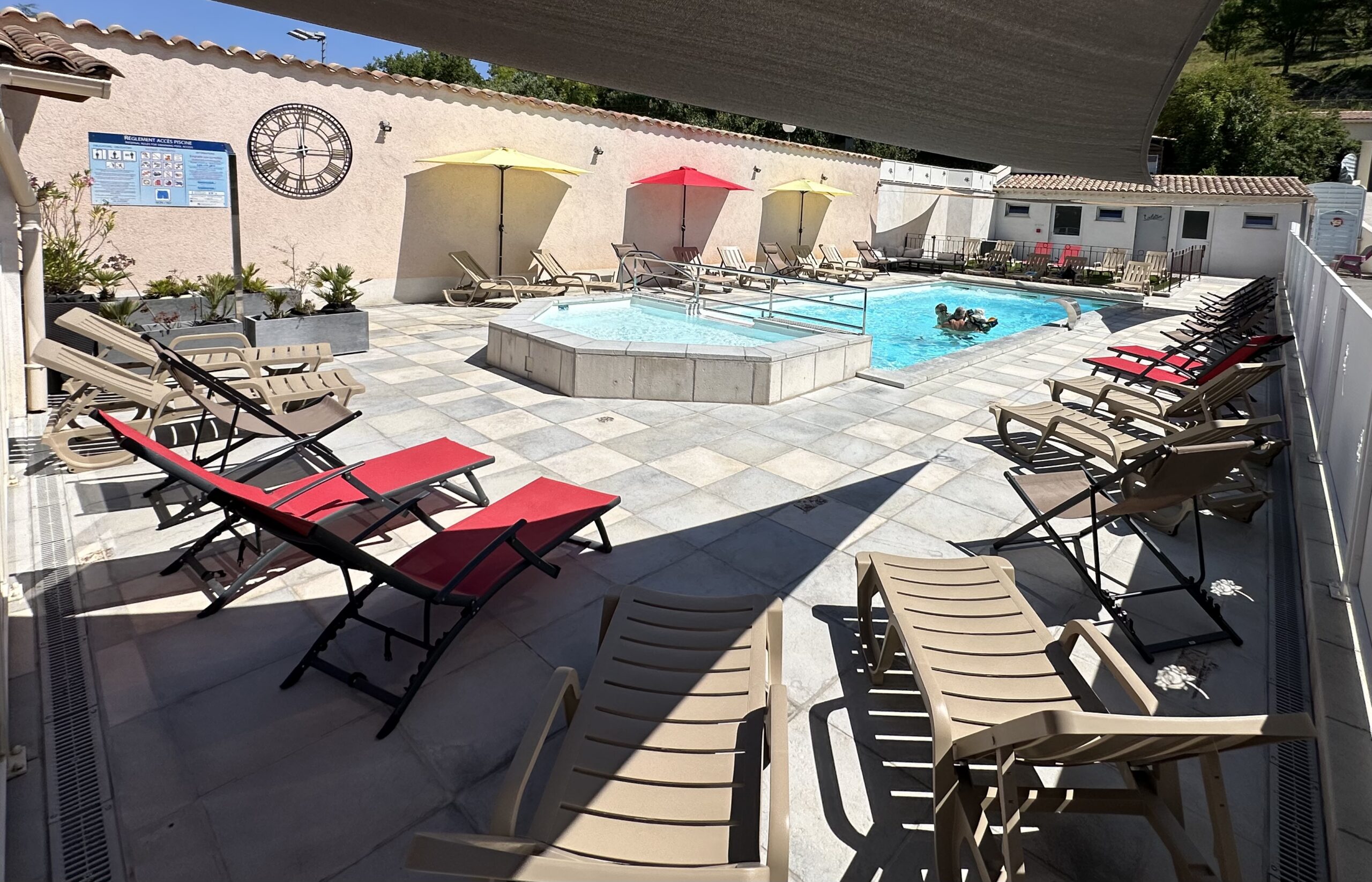piscine transat soleil camping